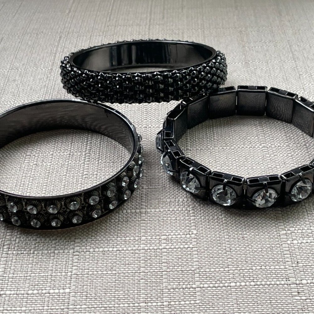 Women Bracelet Set of 3 Crystal Accent Black Metal Bangle Wristband - Picture 9 of 11